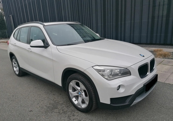 BMW X1 cena 53500 przebieg: 205000, rok produkcji 2012 z Gniewkowo małe 326